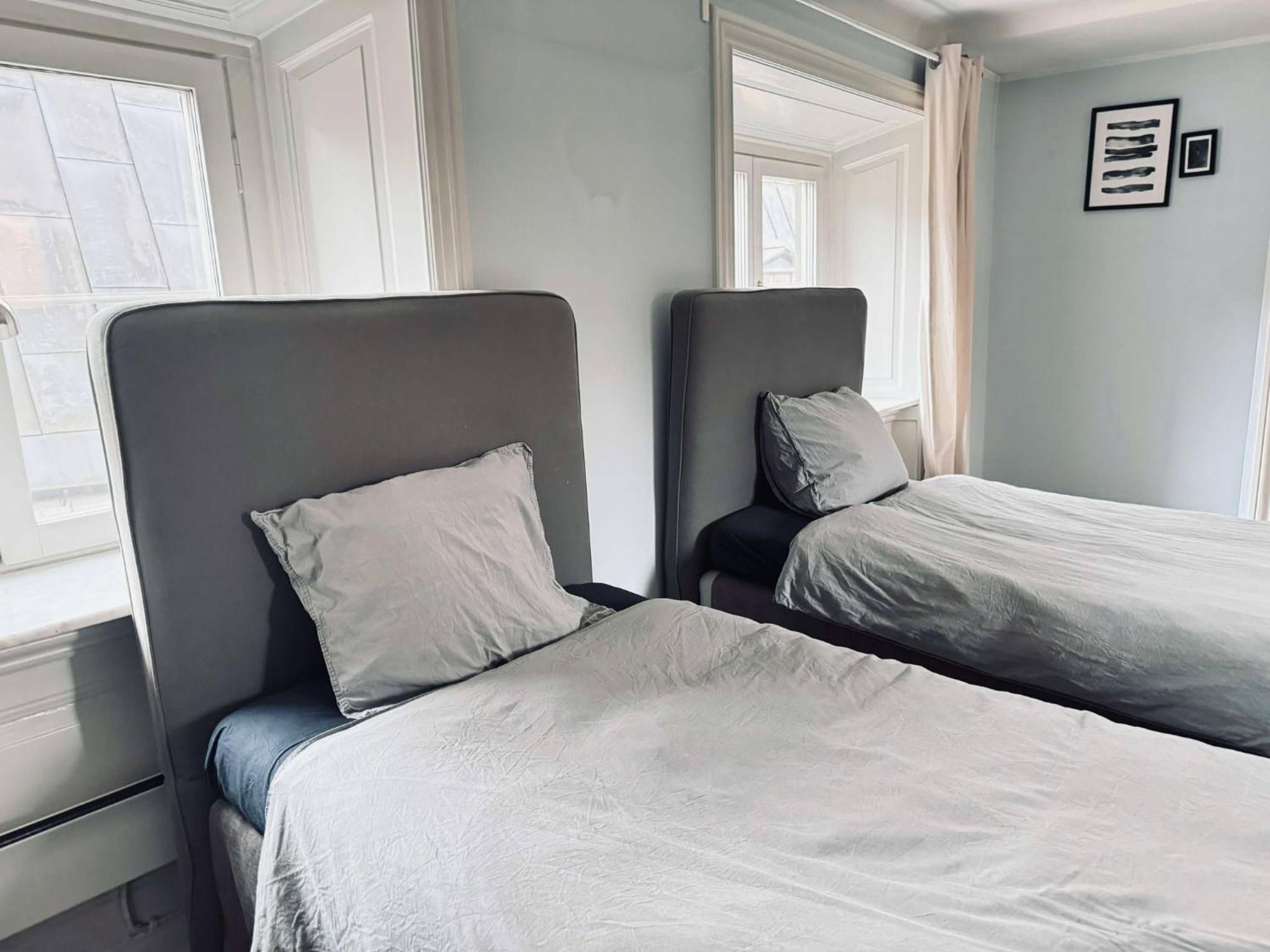 Spacious Flat For Large Group Leilighet Stockholm